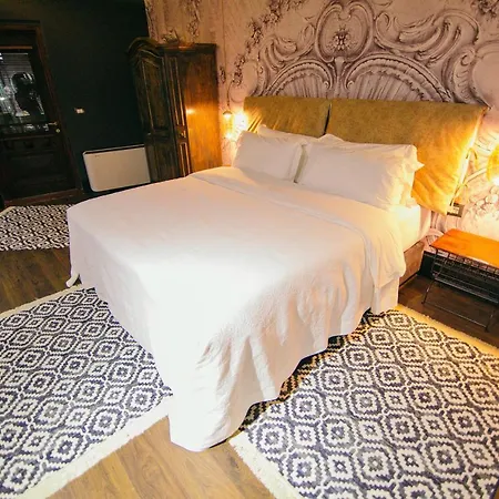 Cathedral Boutique كورتشي