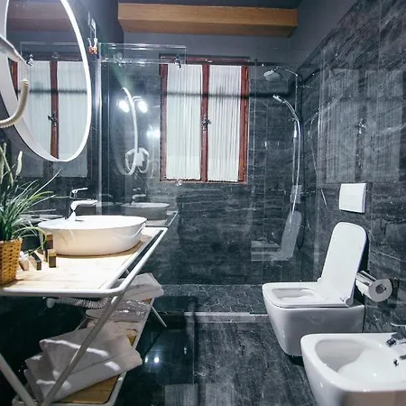 Cathedral Boutique Hotel 4*